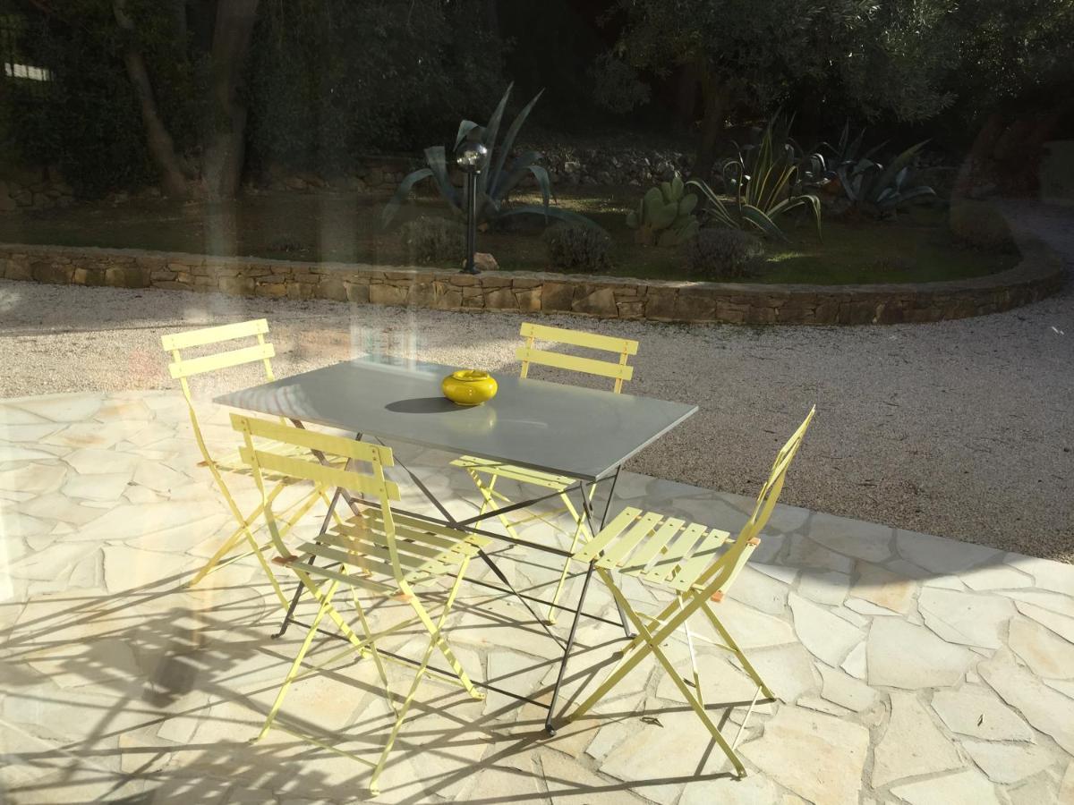 Maison Privee Au Calme Dans Mas Provencal Villa Sanary-sur-Mer Bagian luar foto